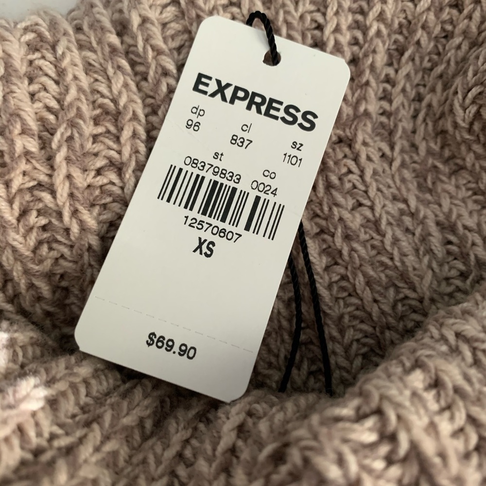turtleneck sweater - Picture 4 of 4